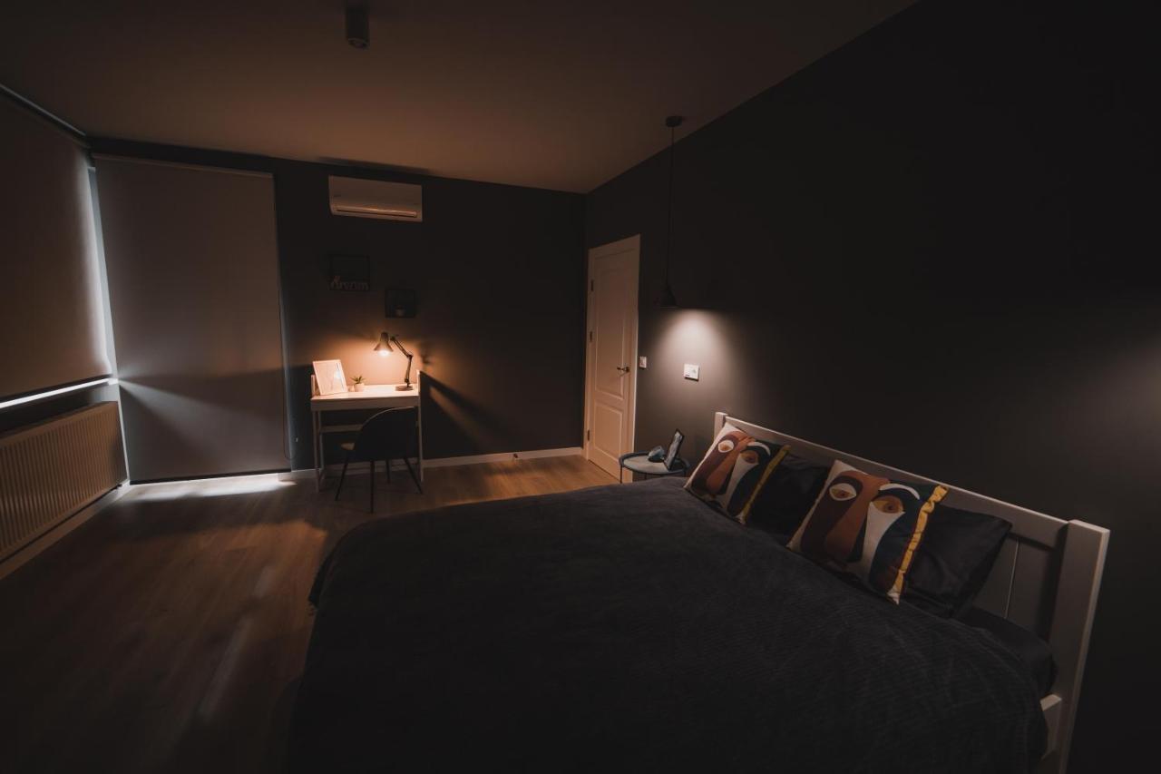 Apart-Hotel Kostjukowski Apartments Nizhynska 17 Lviv Eksteriør bilde