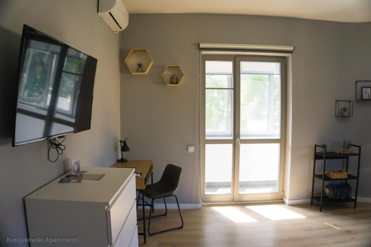 Apart-Hotel Kostjukowski Apartments Nizhynska 17 Lviv Eksteriør bilde