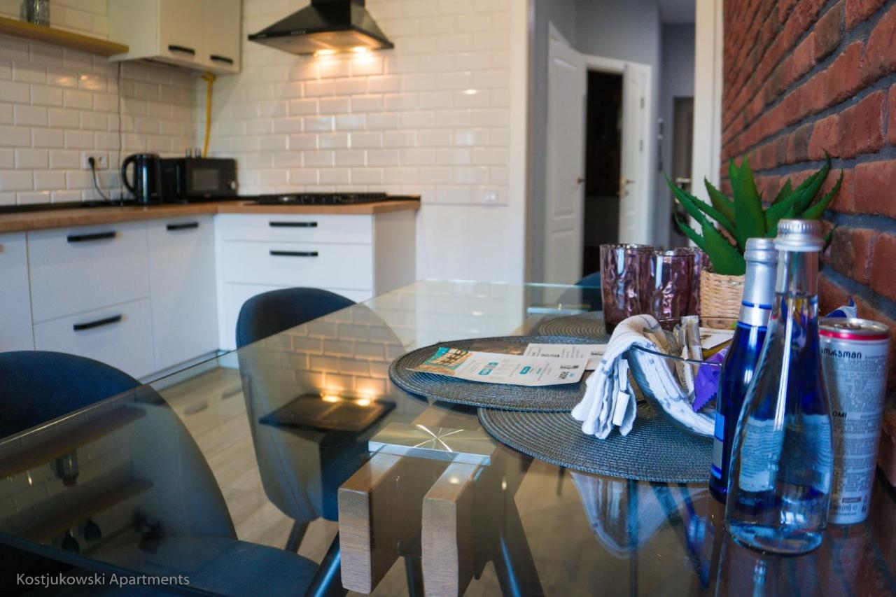 Apart-Hotel Kostjukowski Apartments Nizhynska 17 Lviv Eksteriør bilde