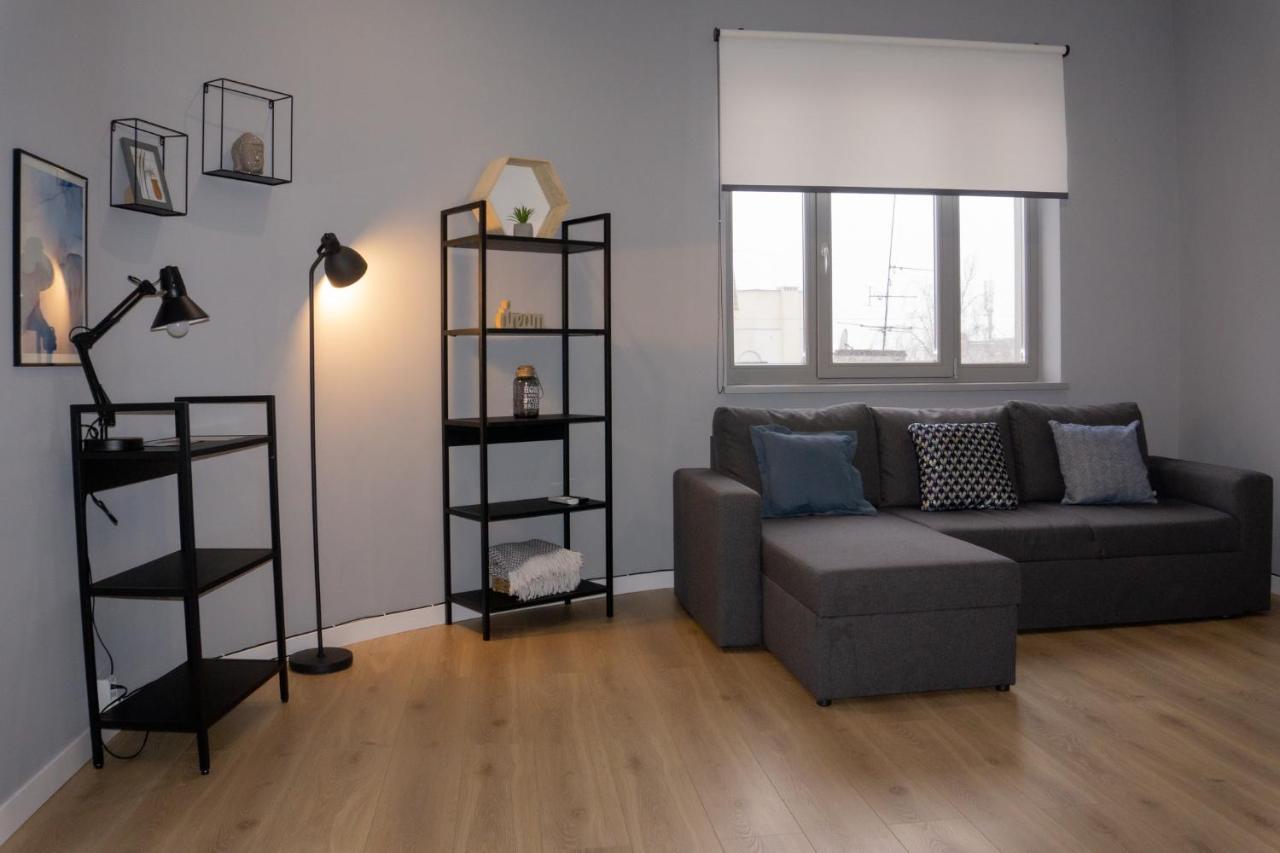 Apart-Hotel Kostjukowski Apartments Nizhynska 17 Lviv Eksteriør bilde