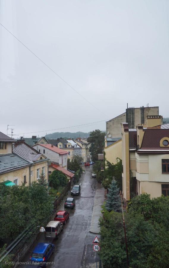Apart-Hotel Kostjukowski Apartments Nizhynska 17 Lviv Eksteriør bilde