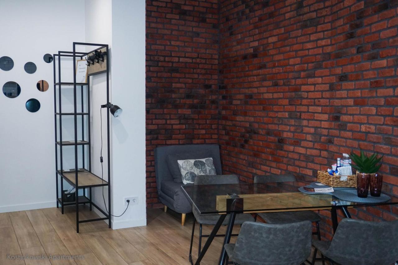 Apart-Hotel Kostjukowski Apartments Nizhynska 17 Lviv Eksteriør bilde